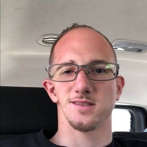 Meet your Posher, Pierce